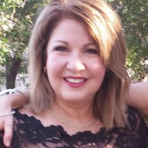 Meet your Posher, Sandra